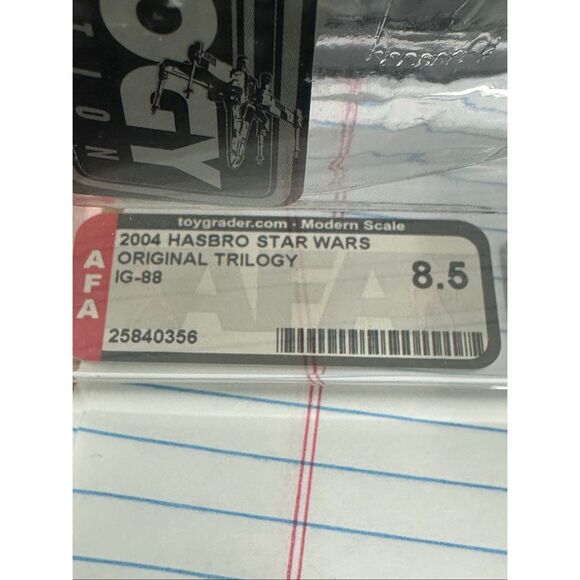 AFA Graded and encased 2004 IG-88 Star Wars action figure - Picture 5 of 6